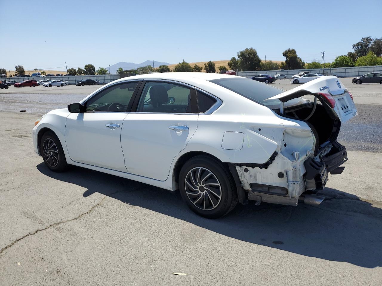 NISSAN ALTIMA 2016 VIN 1N4AL3APXGN373428 фото 2