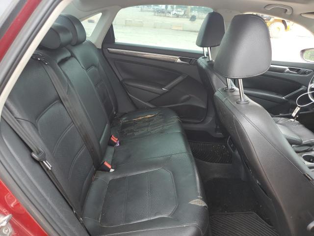 2016 VOLKSWAGEN PASSAT SE  