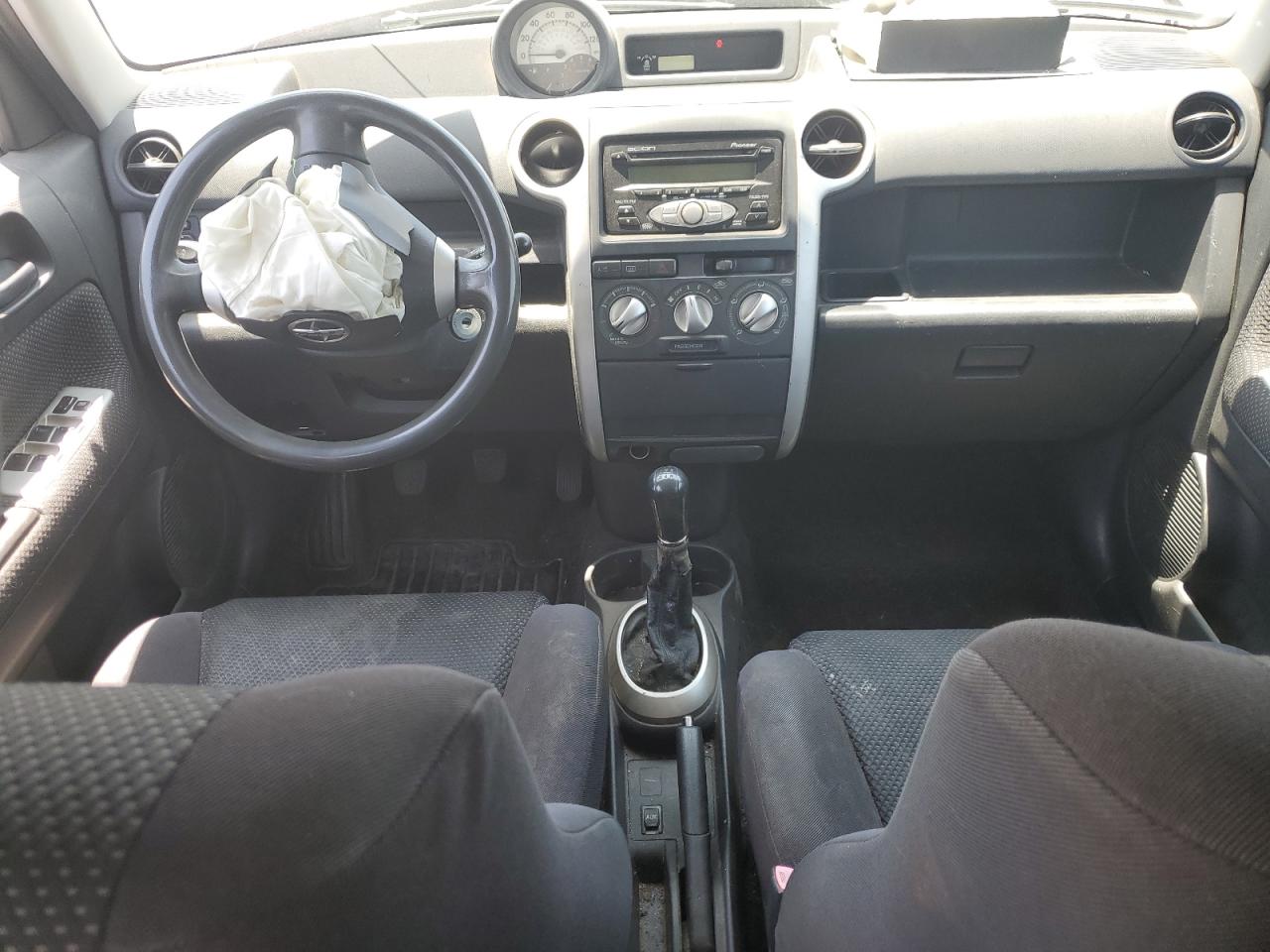 TOYOTA SCION 2006 VIN JTLKT334364052714 photo 8