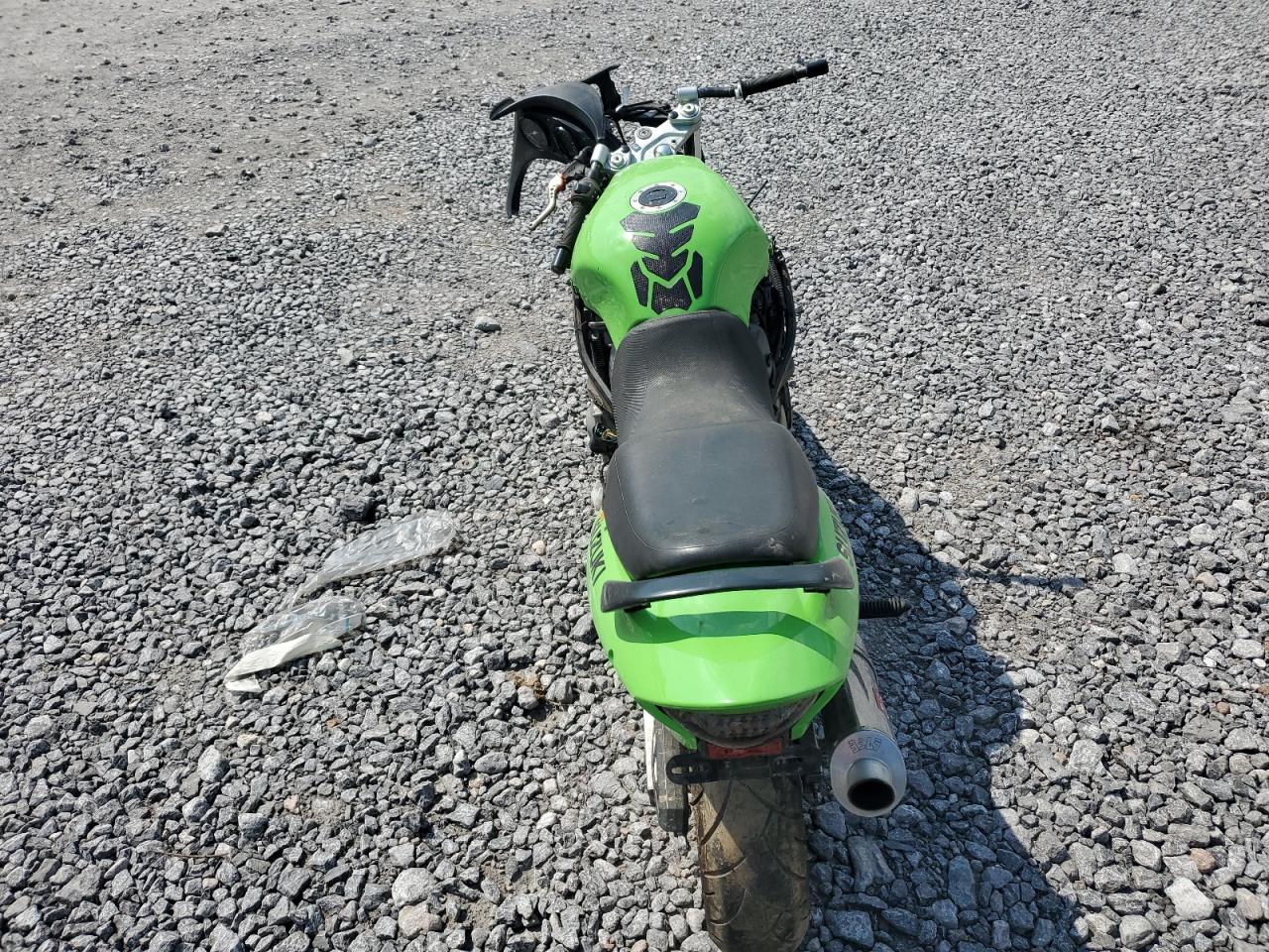 2006 Suzuki Gsx600 F VIN: JS1GN79A862105221 Lot: 61811975