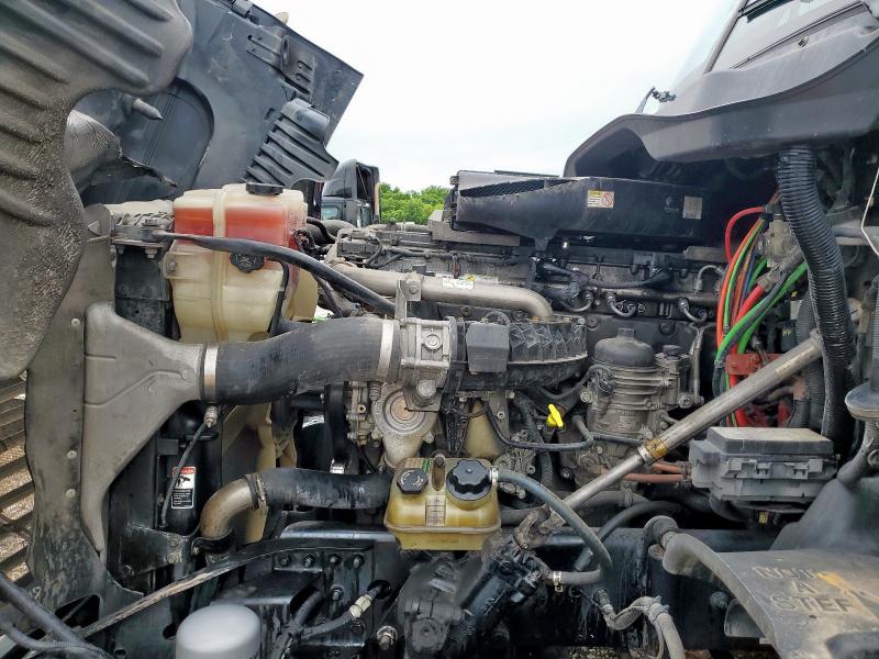 2015 FREIGHTLINER CASCADIA 125 SEMI TRUCK