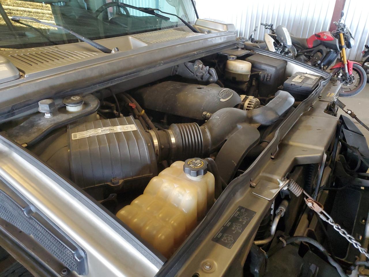 2003 Hummer H2 VIN: 5GRGN23U33H105260 Lot: 61028925