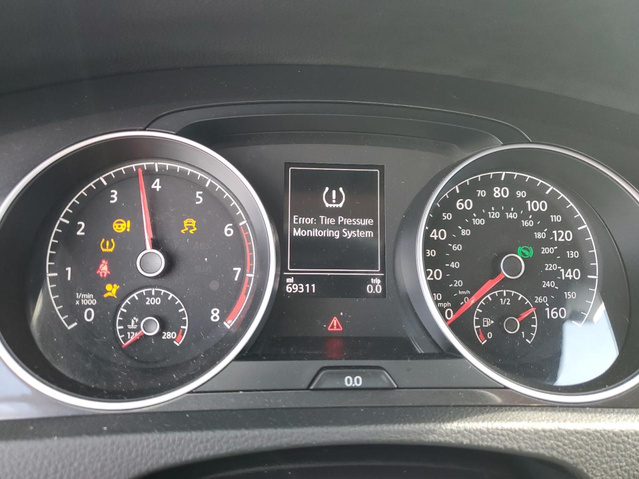 2018 Volkswagen Golf S VIN: 3VWG17AU8JM252094 Lot: 60637705
