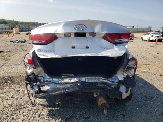  HYUNDAI ELANTRA 2017 Srebrny