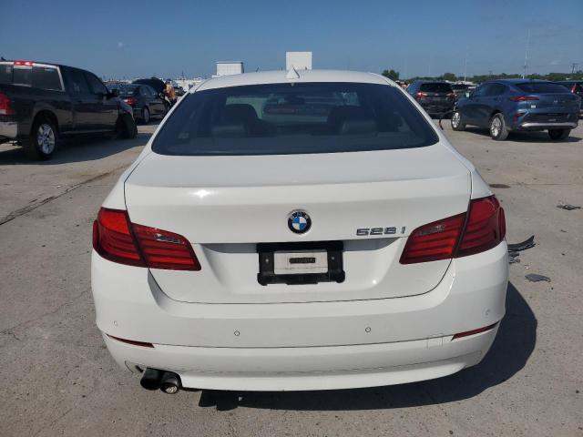  BMW 5 SERIES 2012 Белы