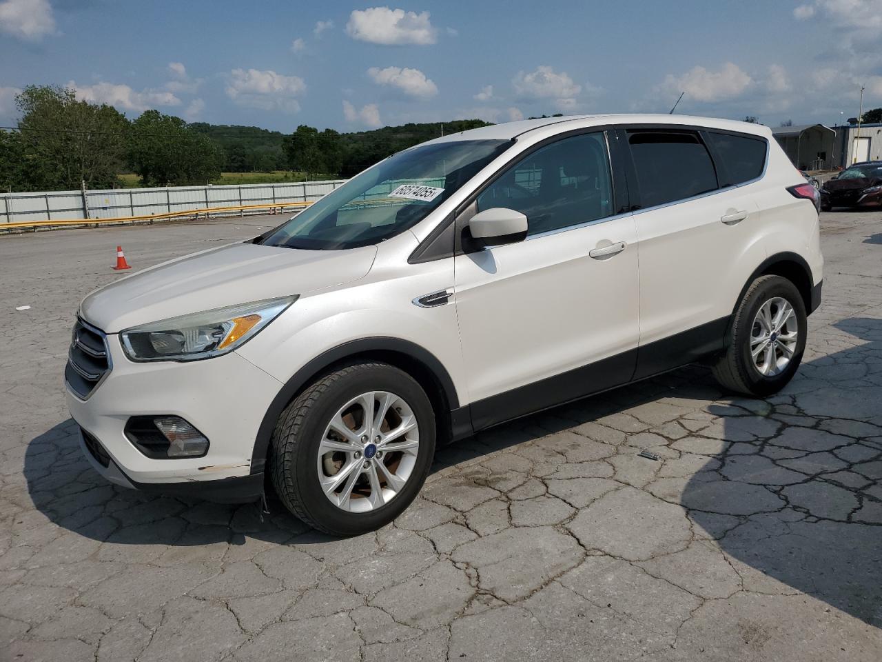 2017 Ford Escape Se for Sale in Lebanon, TN - Minor Dent/Scratches