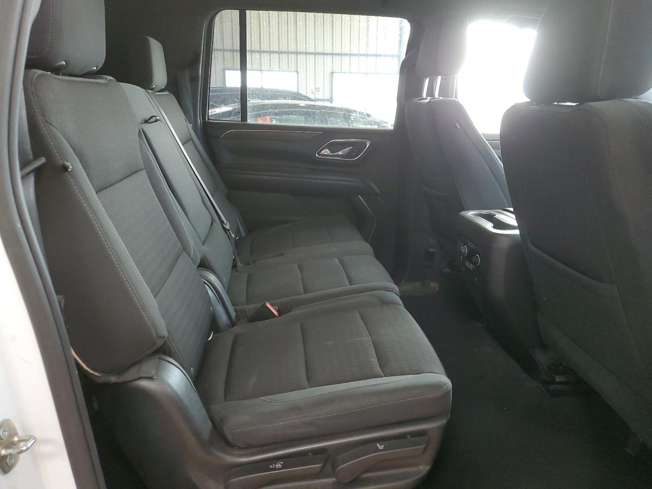 2021 Chevrolet Suburban K1500 Ls VIN: 1GNSKBKDXMR303892 Lot: 60840085