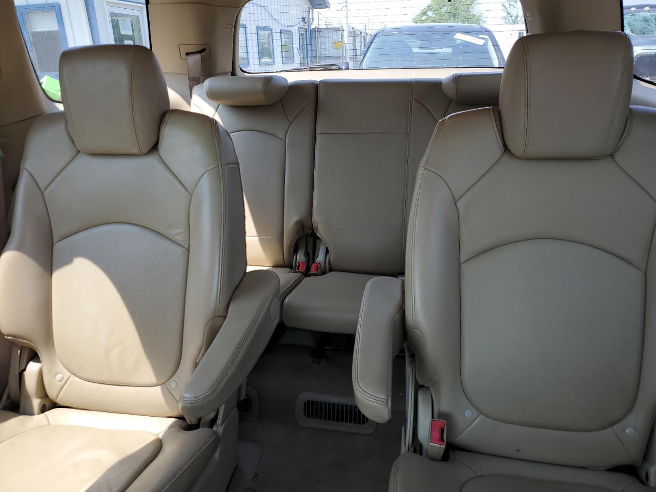 2010 Saturn Outlook Xr VIN: 5GZLRVED9AJ206472 Lot: 60064315