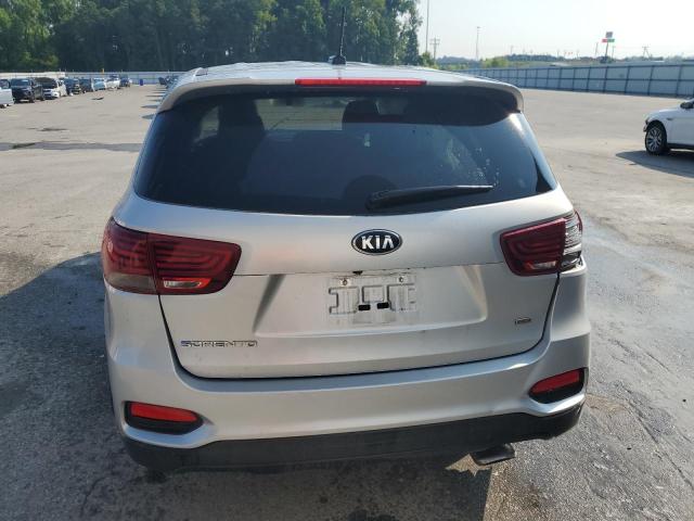 KIA SORENTO 2019 Srebrny