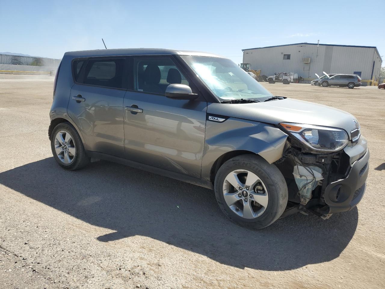 KIA SOUL 2018 VIN KNDJN2A23J7583626 photo 4