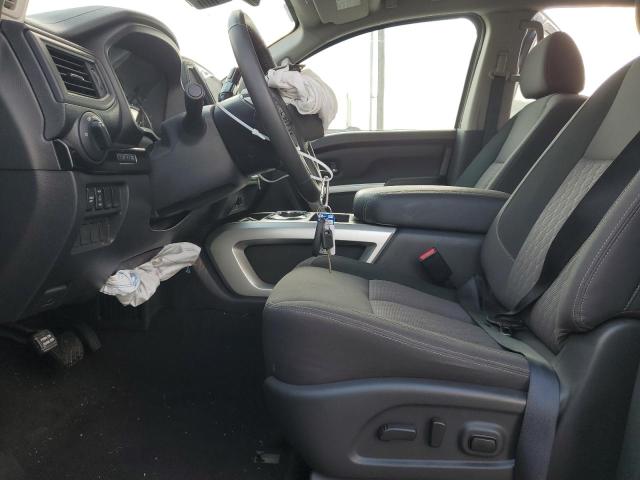  NISSAN TITAN 2024 Szary