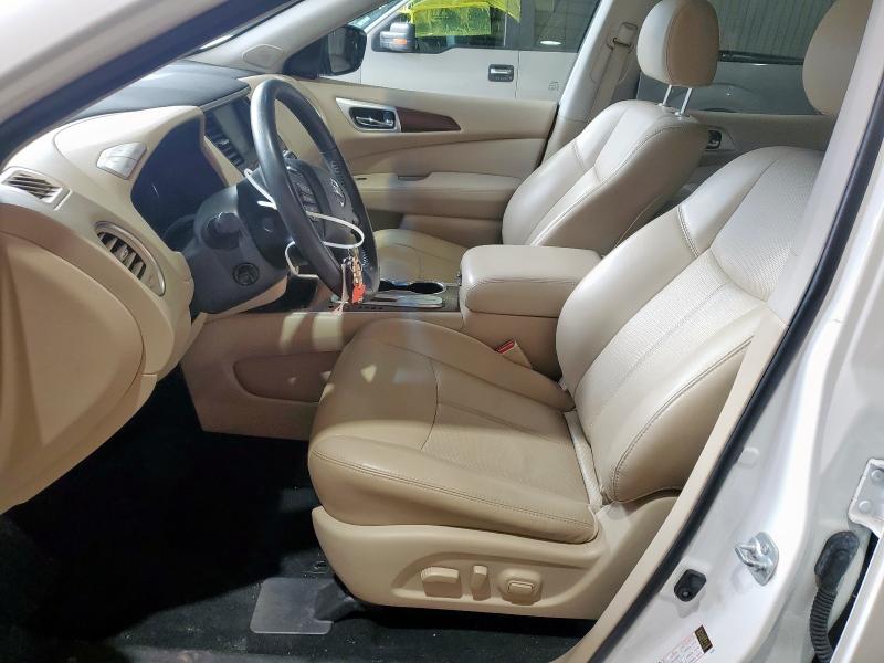  NISSAN PATHFINDER 2017 Biały
