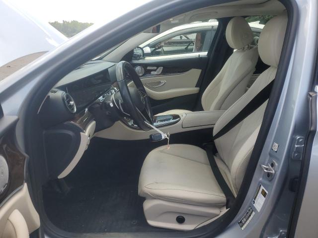  MERCEDES-BENZ E-CLASS 2021 Srebrny