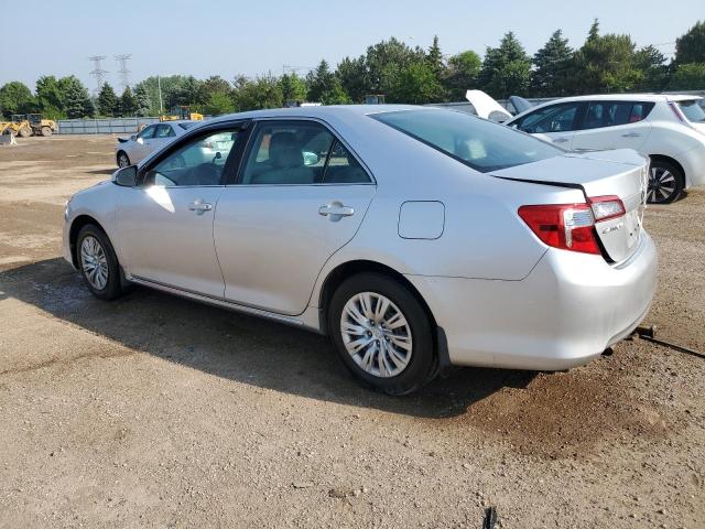  TOYOTA CAMRY 2013 Srebrny