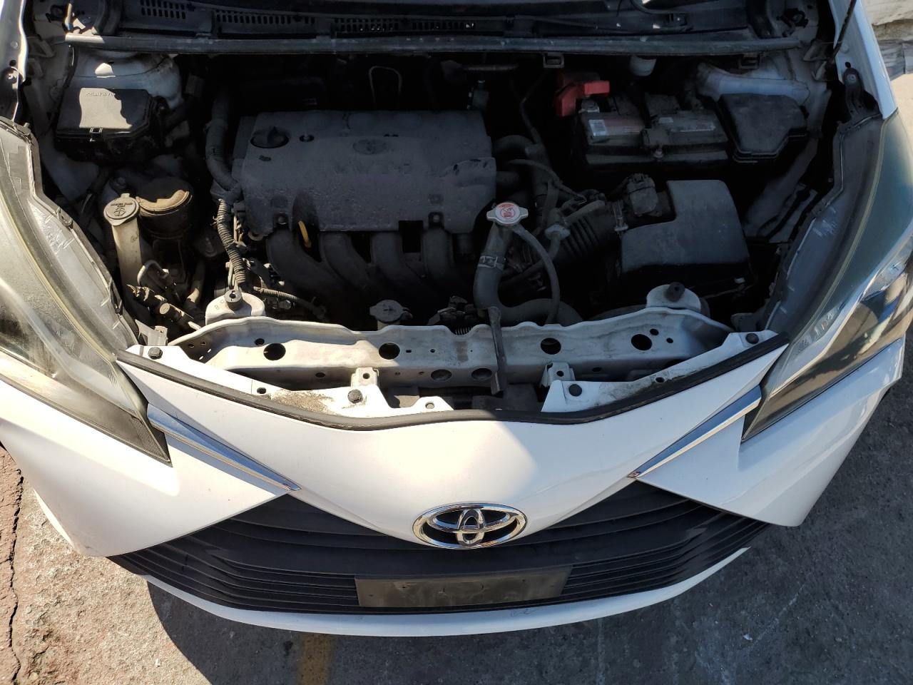 2018 Toyota Yaris L VIN: VNKJTUD33JA093221 Lot: 63084995
