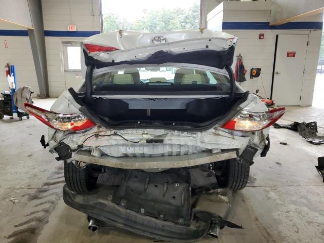  TOYOTA CAMRY 2016 Biały