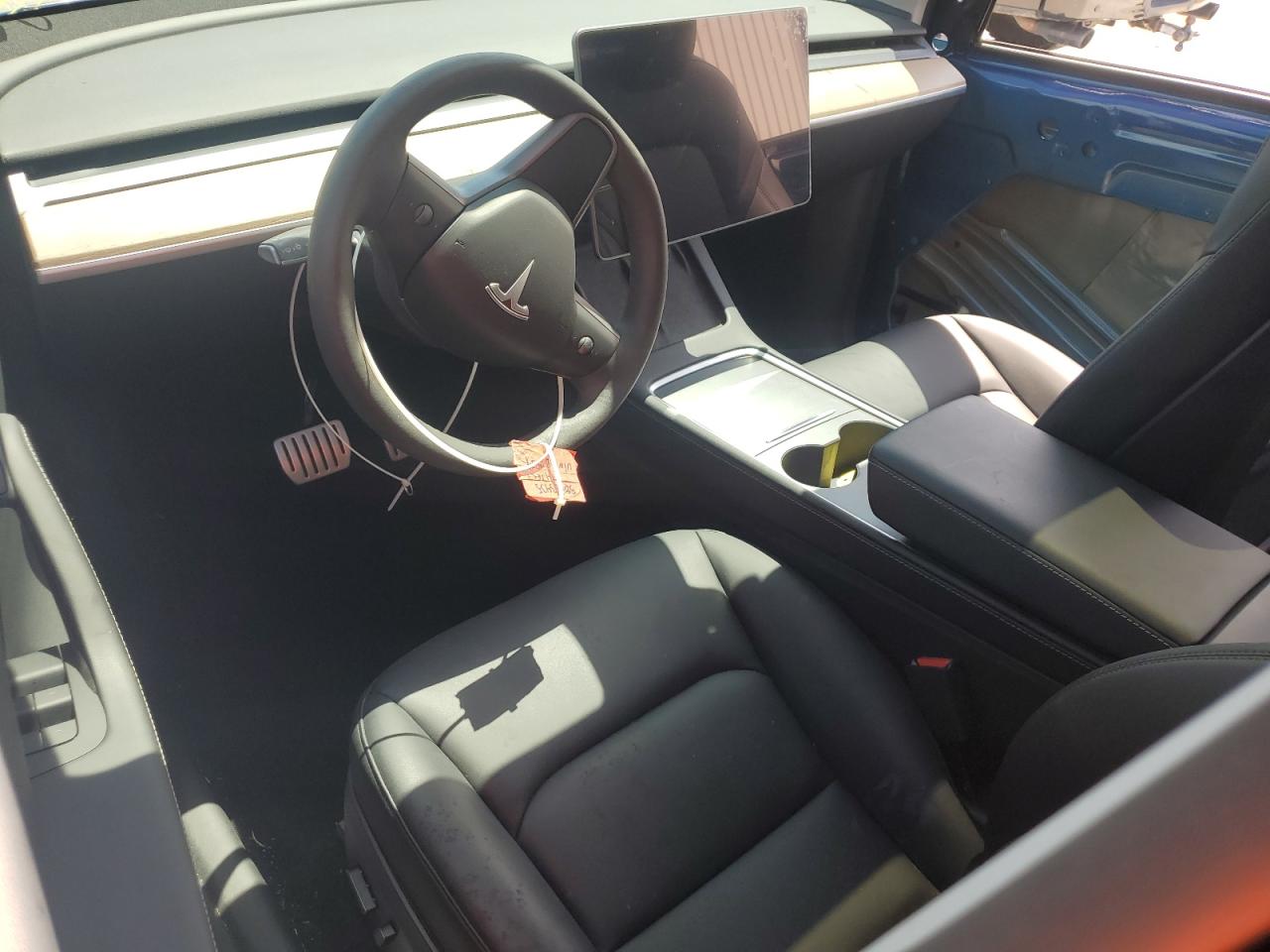 2024 Tesla Model Y VIN: 7SAYGDEF1RA283459 Lot: 58463435