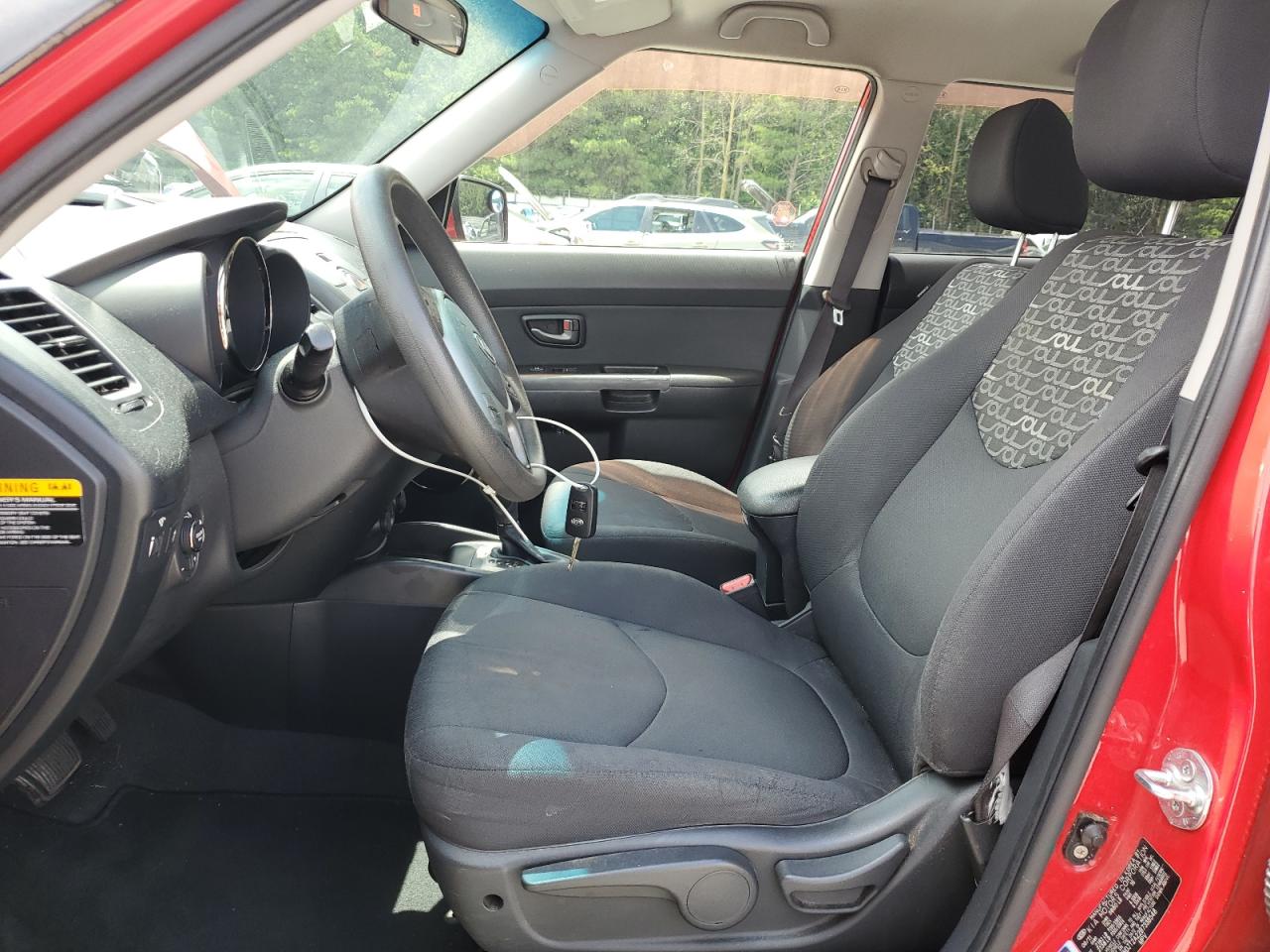 2011 Kia Soul + VIN: KNDJT2A22B7338548 Lot: 60980765