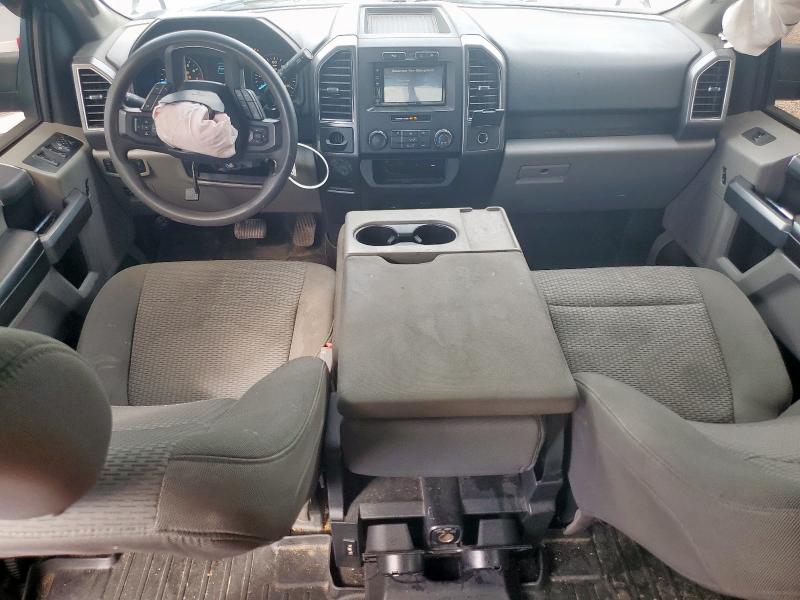  FORD F-150 2018 Srebrny