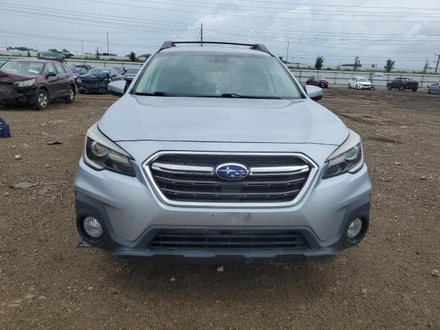  SUBARU OUTBACK 2018 Silver