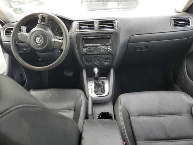  VOLKSWAGEN JETTA 2014 Серебристый