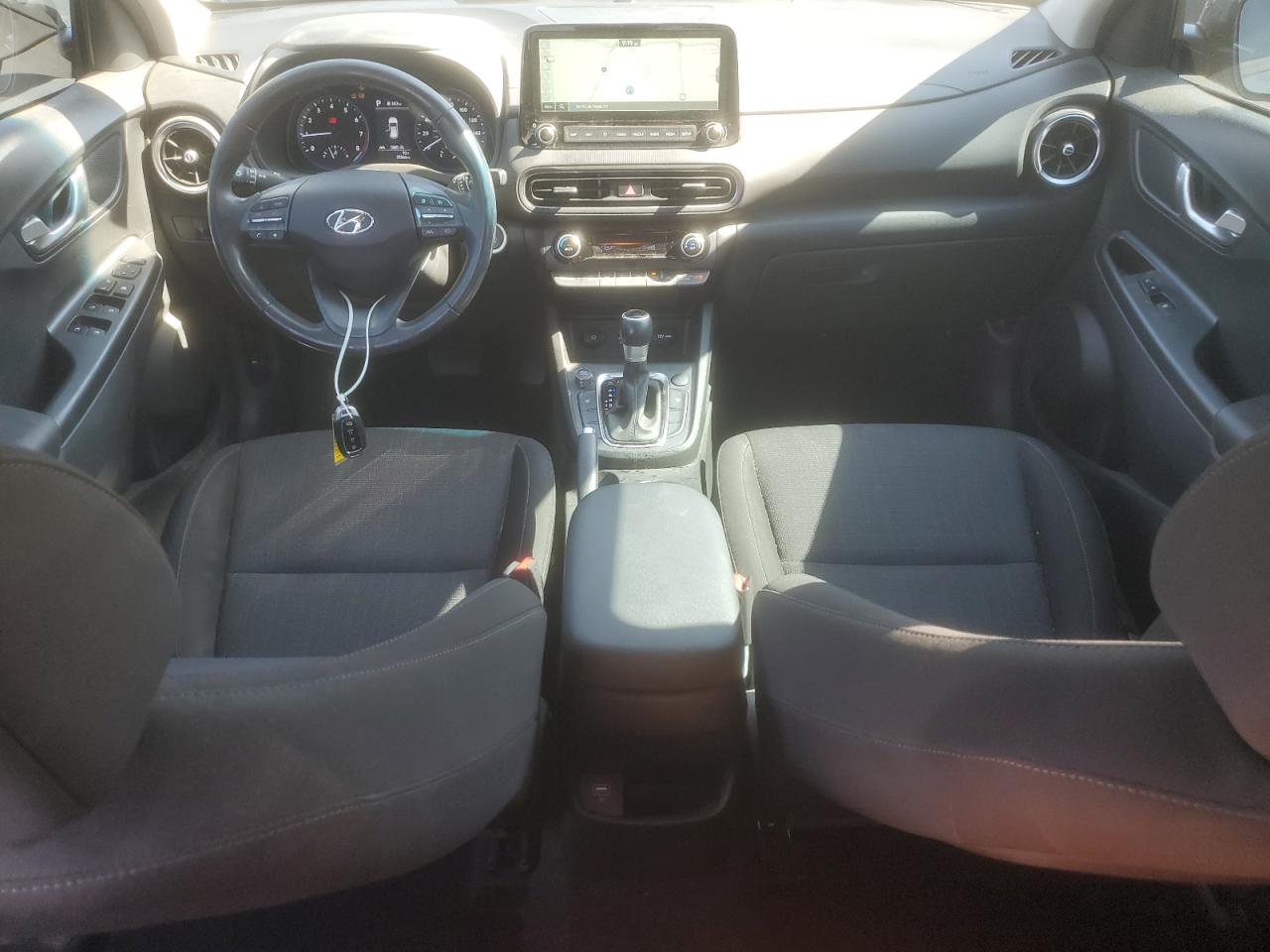 HYUNDAI KONA 2023 VIN KM8K32ABXPU989807 фото 8