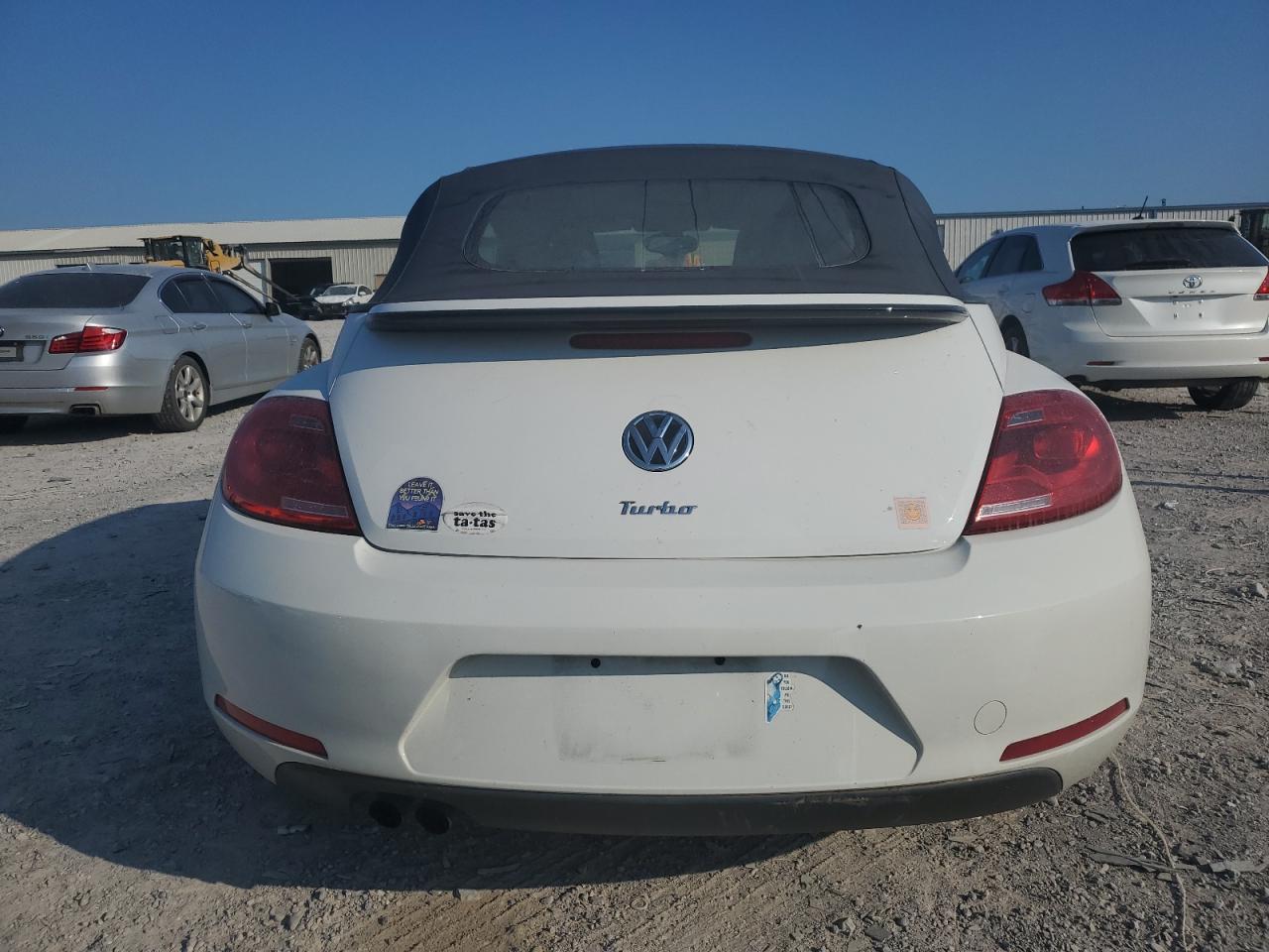 2016 Volkswagen Beetle S/Se VIN: 3VW507AT6GM811197 Lot: 62003275