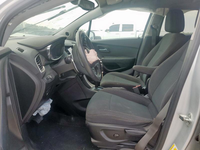  CHEVROLET TRAX 2020 Серебристый