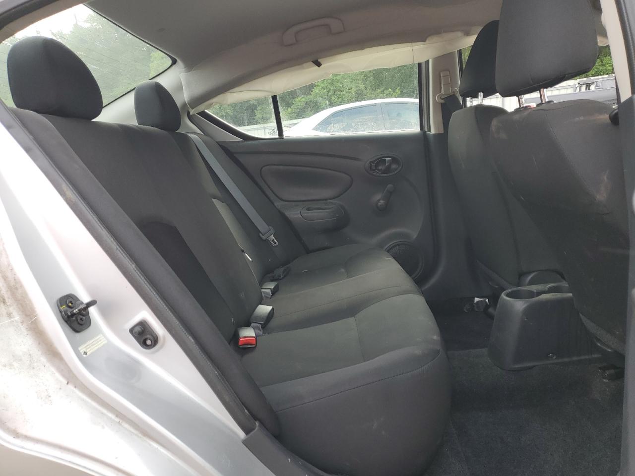 2018 Nissan Versa S VIN: 3N1CN7AP2JL804133 Lot: 61599785