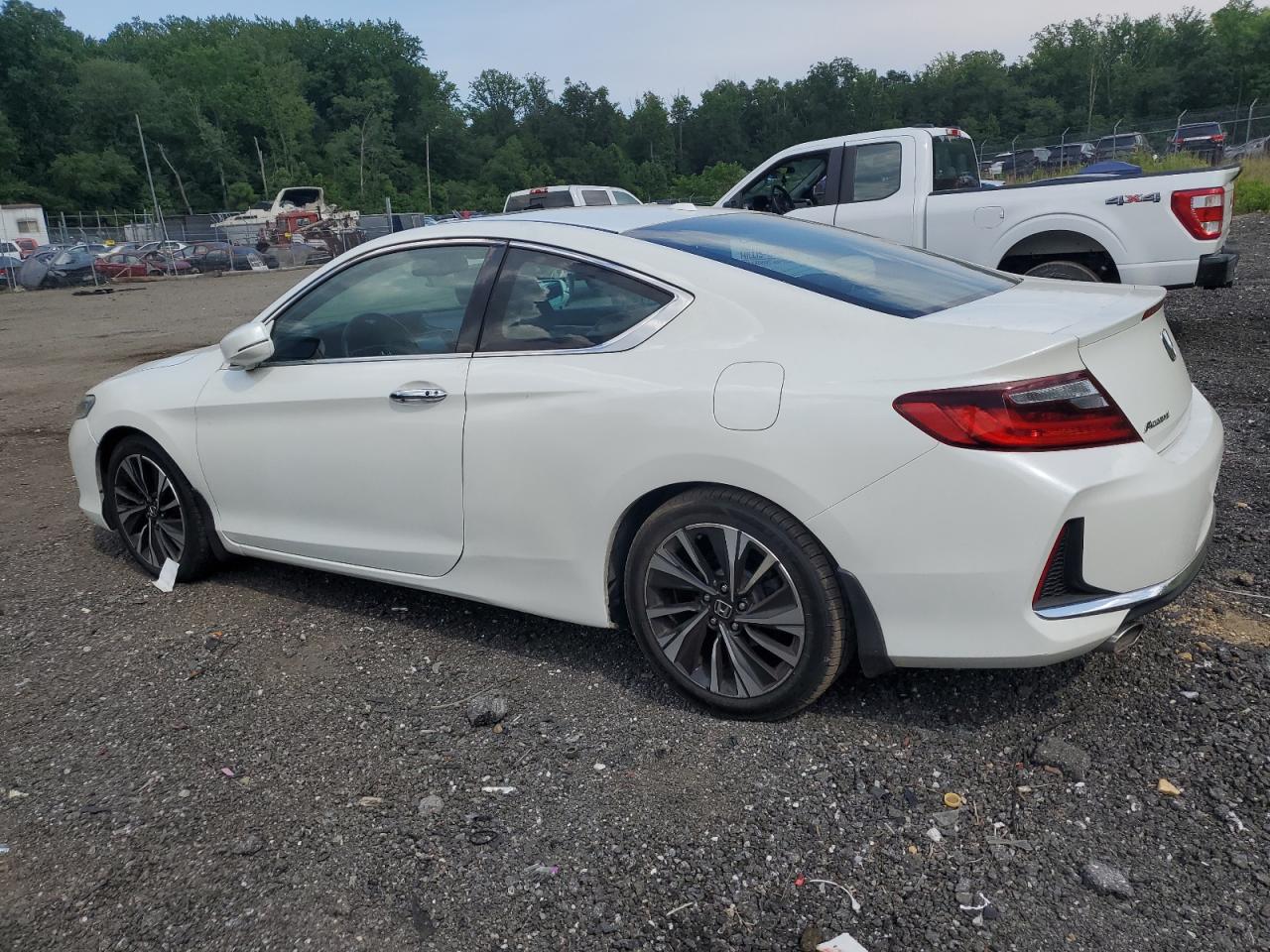 HONDA ACCORD 2016 VIN 1HGCT2B85GA004490 фото 2