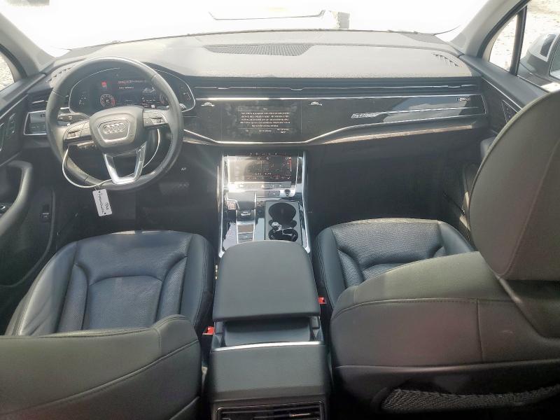  AUDI Q7 2020 White