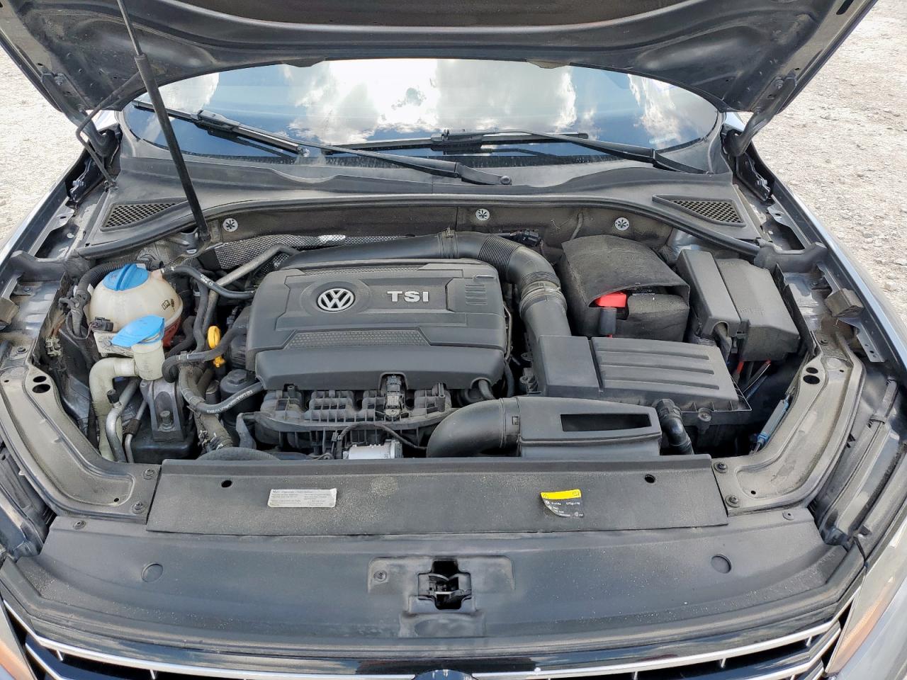2017 Volkswagen Passat S VIN: 1VWAT7A32HC017063 Lot: 61218615