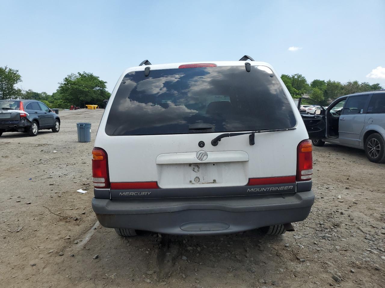 2000 Mercury Mountaineer VIN: 4M2ZU76E0YUJ39759 Lot: 61939855