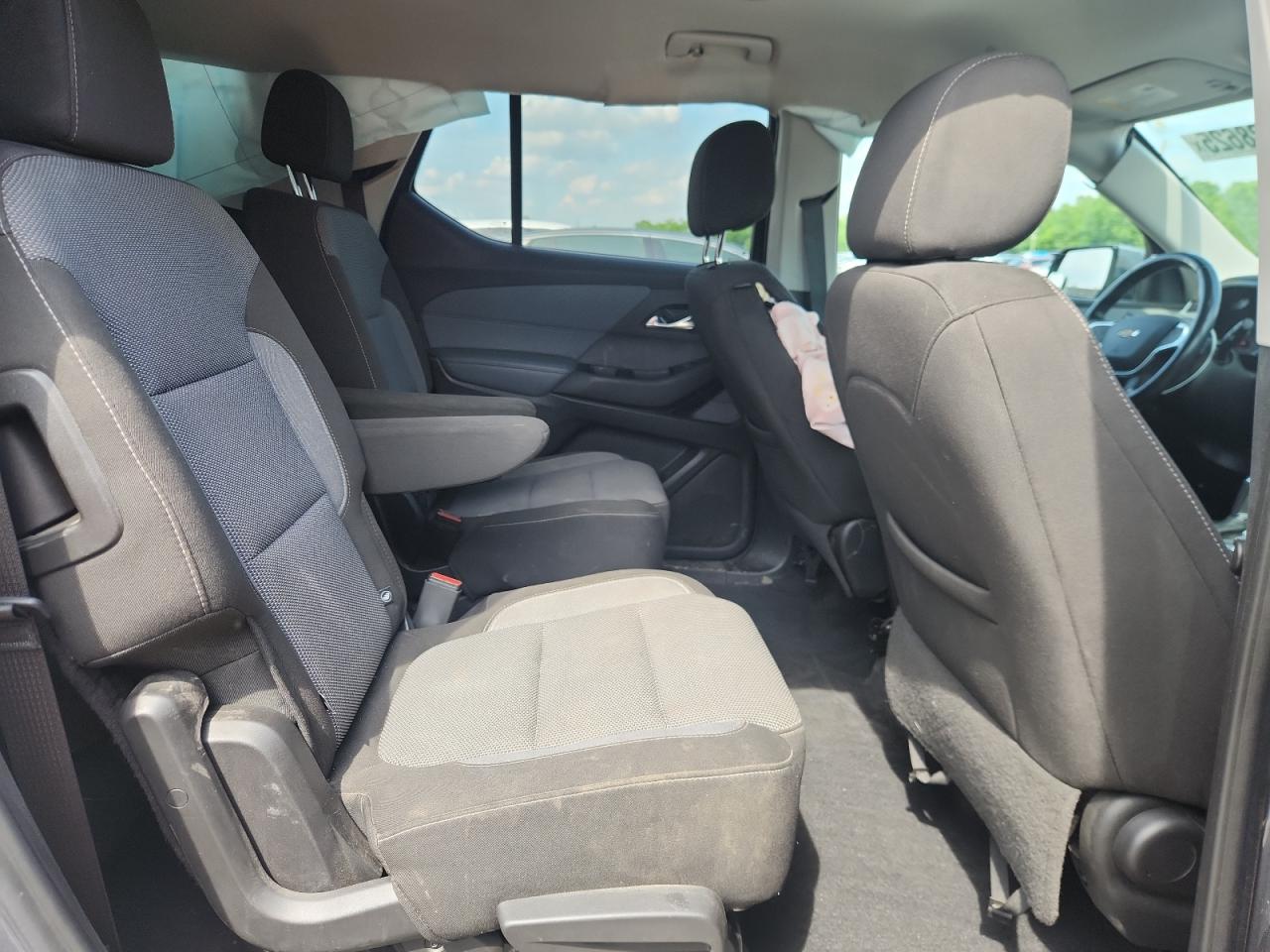 2020 Chevrolet Traverse Lt VIN: 1GNERGKW2LJ242414 Lot: 61328625
