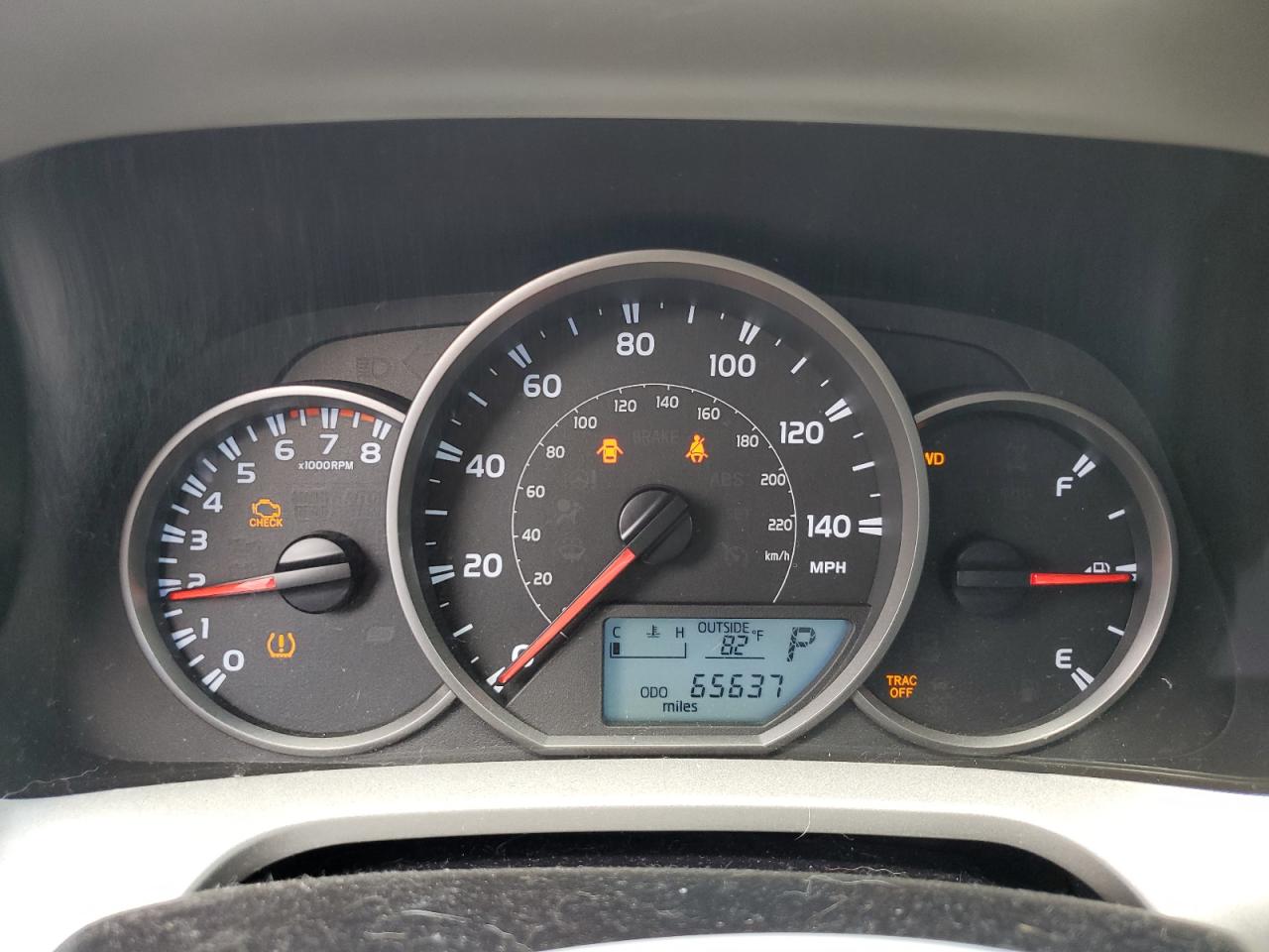 2T3BFREV1GW413812 TOYOTA RAV4 2016