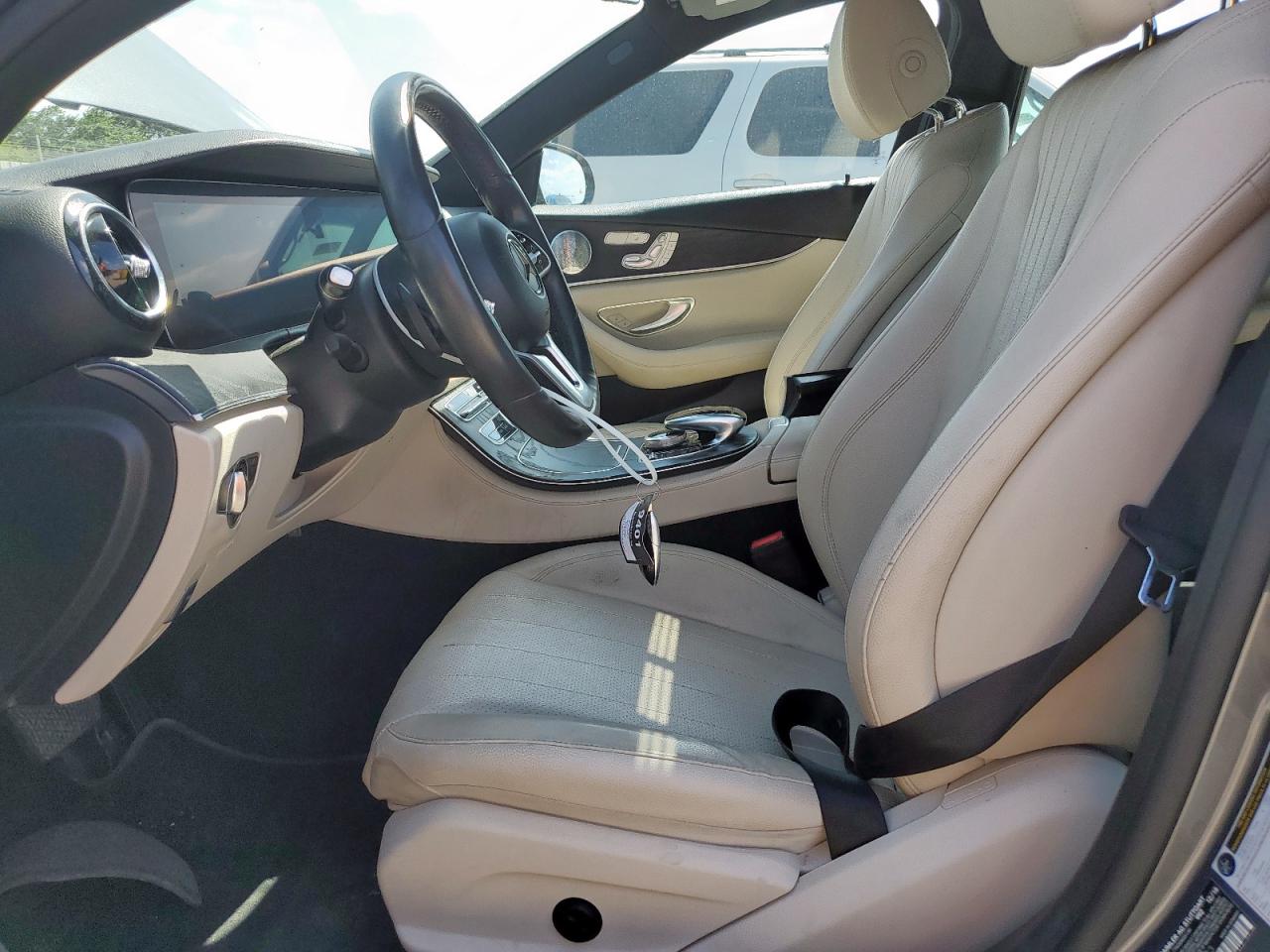 2019 Mercedes-Benz E 300 VIN: WDDZF4JB3KA600513 Lot: 59680635