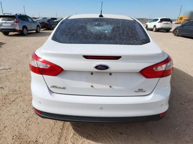  FORD FOCUS 2014 Biały