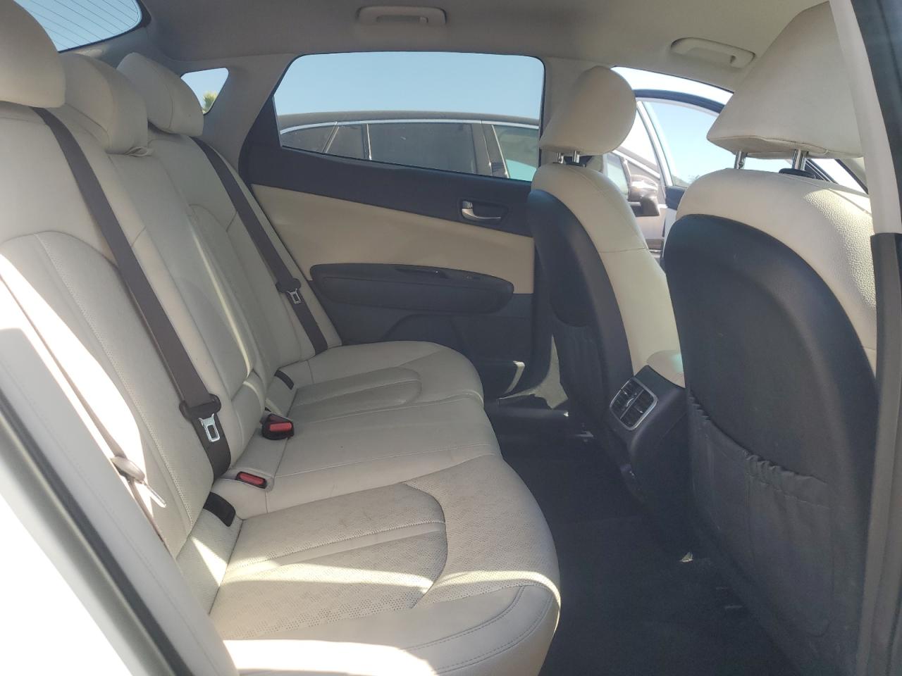 2020 Kia Optima Hybrid Ex VIN: KNAGU4LE7L5041702 Lot: 62202815