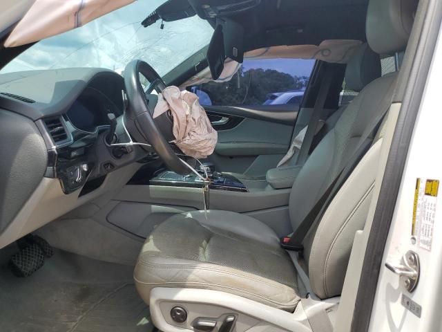 Parquets AUDI Q7 2017 White