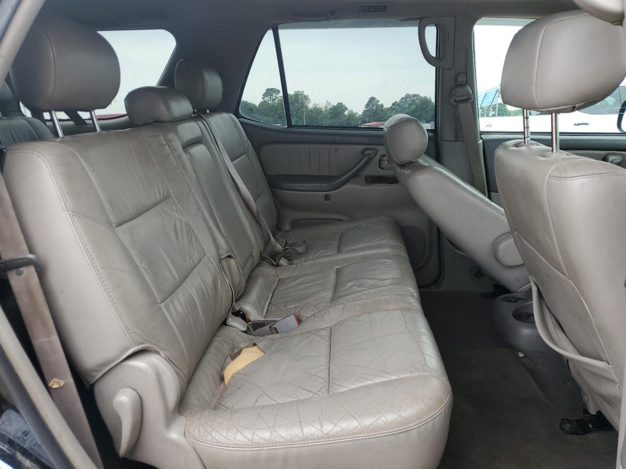 2001 Toyota Sequoia Limited VIN: 5TDBT48A51S035636 Lot: 62646975