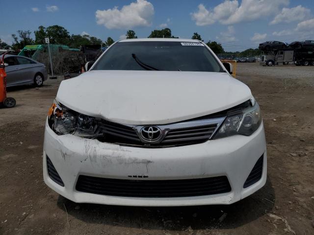 Sedans TOYOTA CAMRY 2013 White