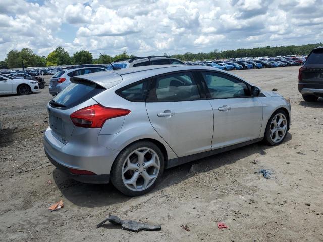 Хэтчбеки FORD FOCUS 2016 Серебристый
