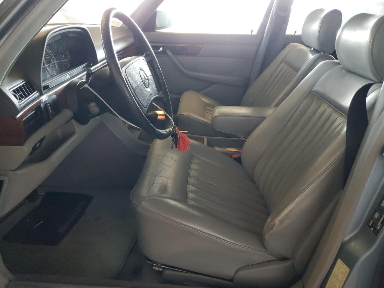 1986 Mercedes-Benz 420 Sel VIN: WDBCA35D4GA189911 Lot: 62620035