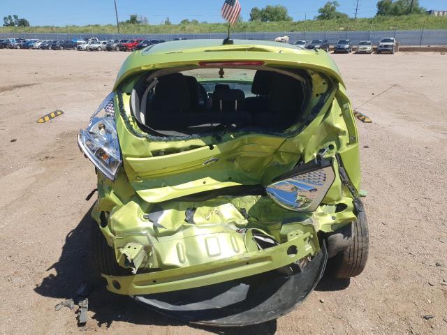  FORD FIESTA 2013 Зеленый
