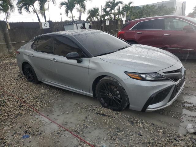  TOYOTA CAMRY 2024 Srebrny