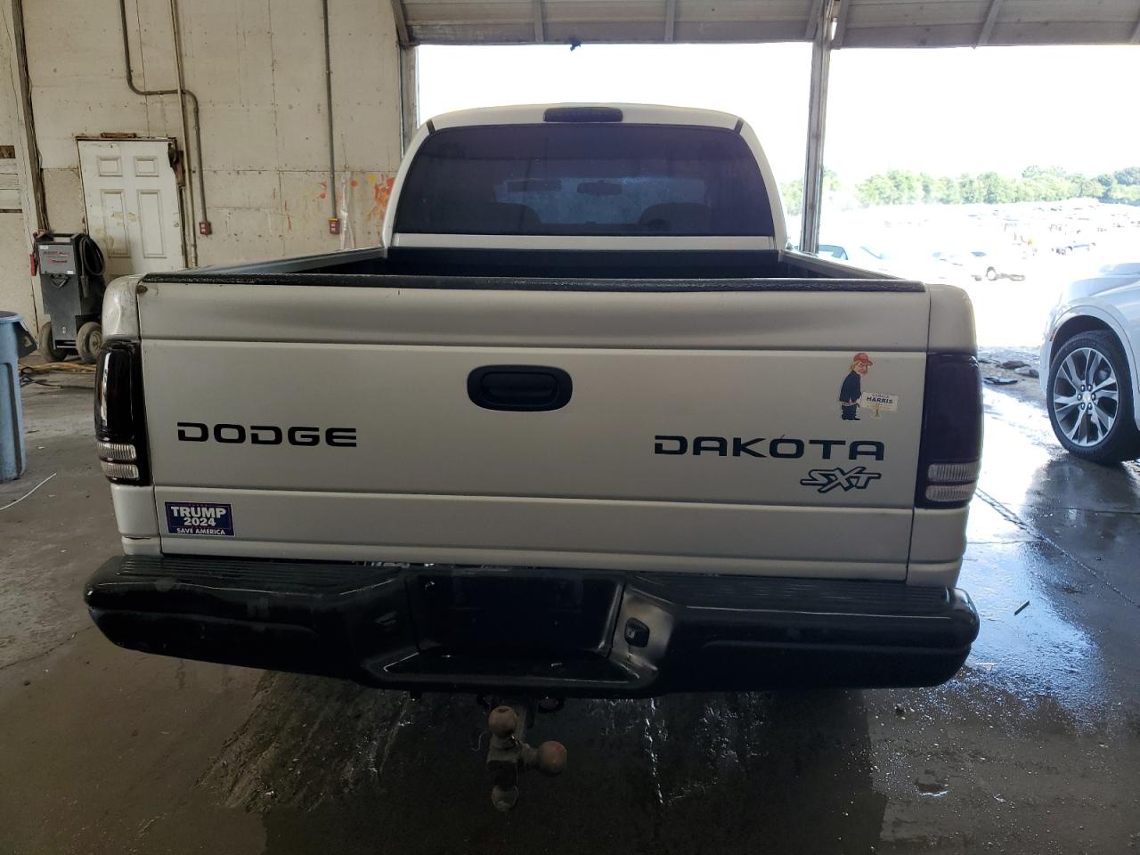 2004 Dodge Dakota Quad Sport VIN: 1D7HG38K64S735362 Lot: 62938815