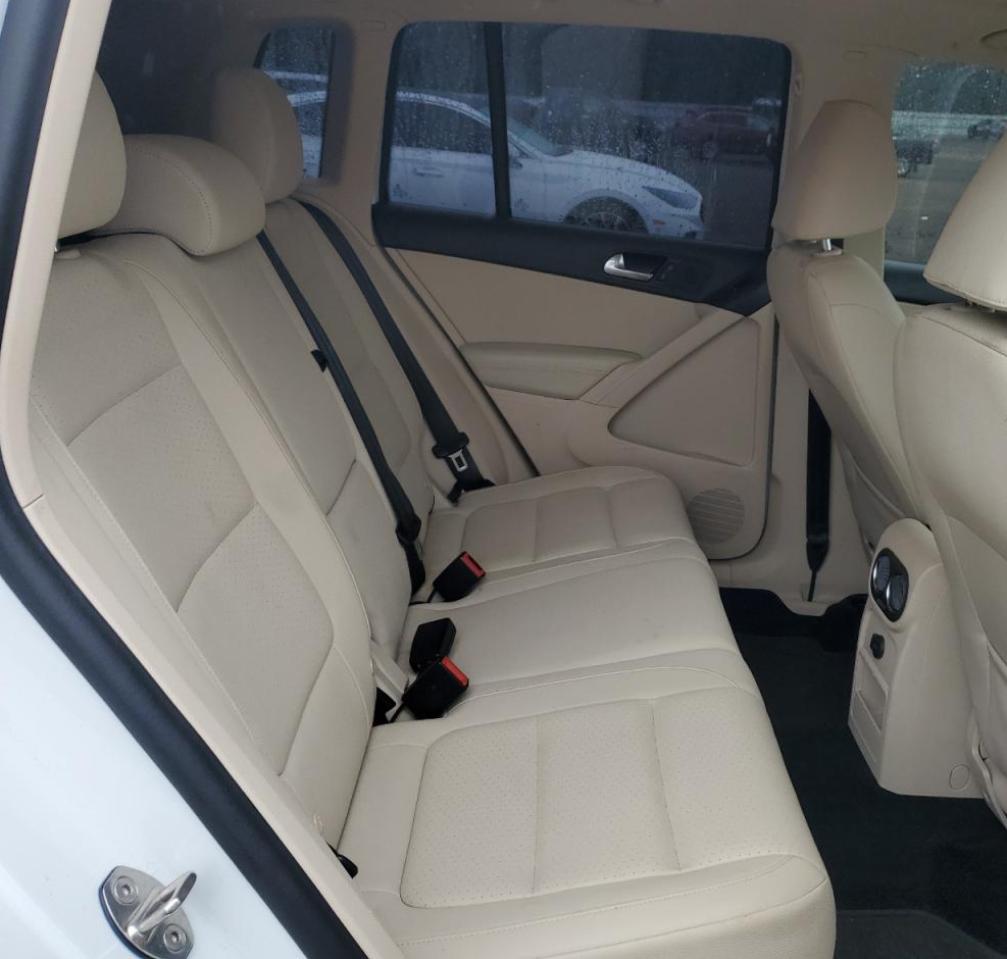 VOLKSWAGEN TIGUAN 2017 VIN WVGBV7AXXHK019116 фото 11