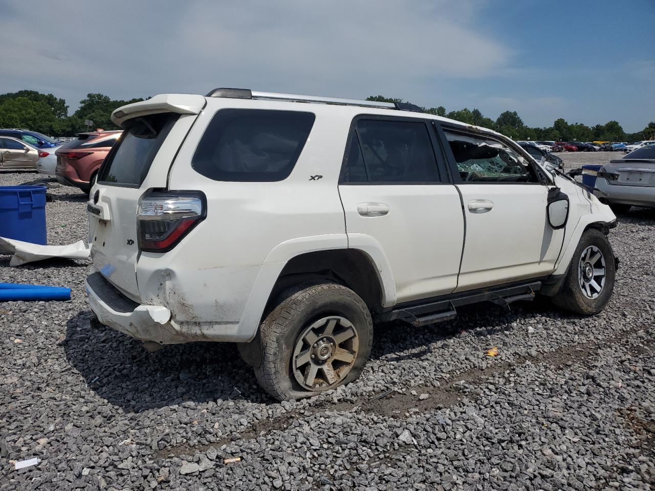 TOYOTA 4RUNNER 2019 VIN JTEBU5JR8K5636562 photo 3
