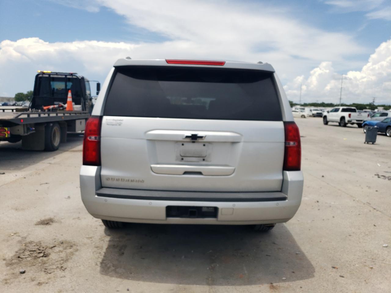 2017 Chevrolet Suburban C1500 Ls VIN: 1GNSCGKC5HR315424 Lot: 61951785
