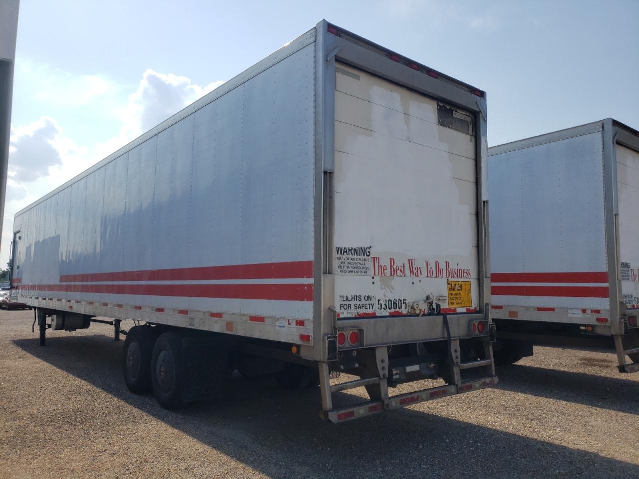 UTILITY ALL Models 2008 VIN 1UYVS25368M323828 photo 3
